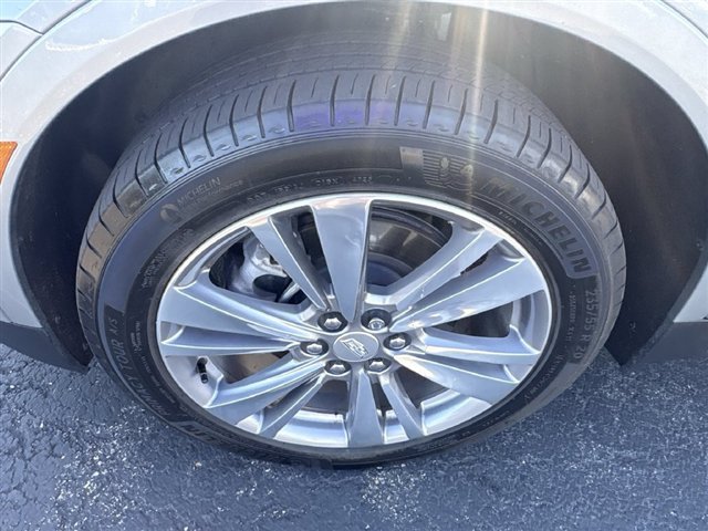 Certified 2024 Cadillac XT5 Premium Luxury w/ LPO, Floor Liner Package AWD/4WD image 34