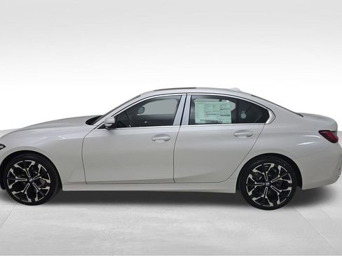 New 2025 BMW 330i xDrive Sedan w/ Convenience Package AWD/4WD image 6