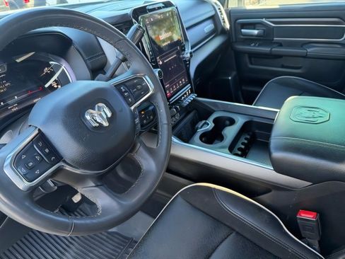 Used 2025 RAM 2500 Laramie AWD/4WD image 13