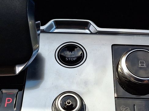 Certified 2023 Land Rover Range Rover SE image 25