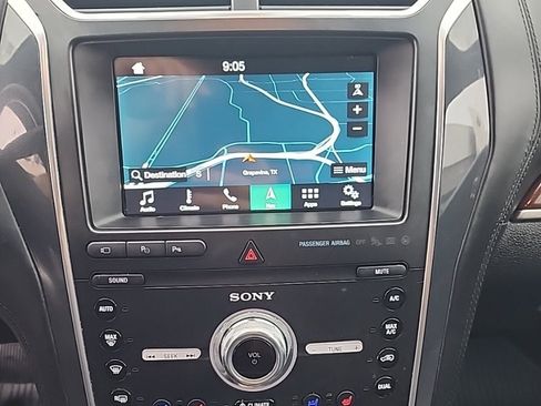 Used 2019 Ford Explorer Platinum image 13