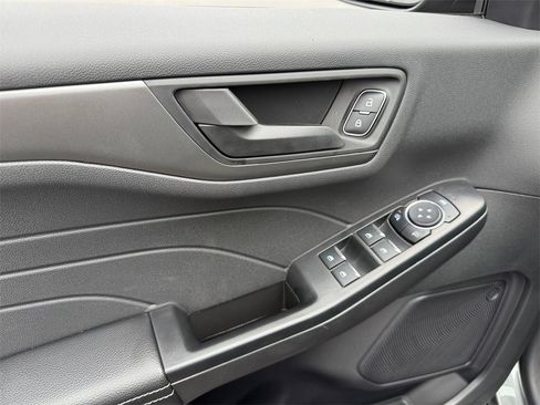 New 2025 Ford Escape Active w/ Cold Weather Package image 18