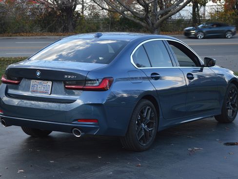 Used 2025 BMW 330i Sedan w/ Convenience Package image 10