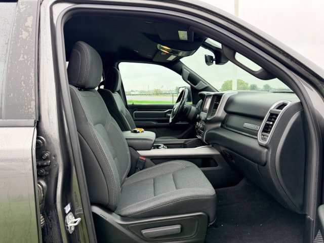 Used 2022 RAM 1500 Big Horn AWD/4WD image 11