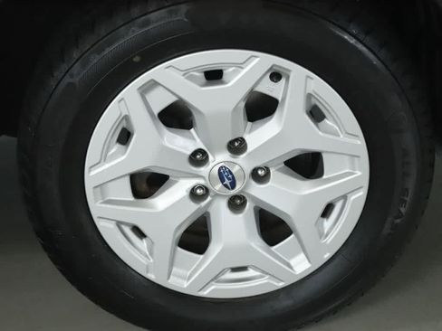 Used 2020 Subaru Forester w/ Alloy Wheel Package AWD/4WD image 10