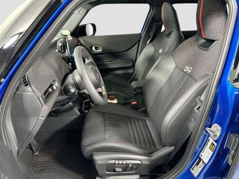 Used 2025 MINI Cooper S FWD image 14