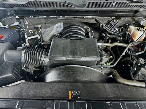 Used 2024 Chevrolet Silverado 2500 LT image 32