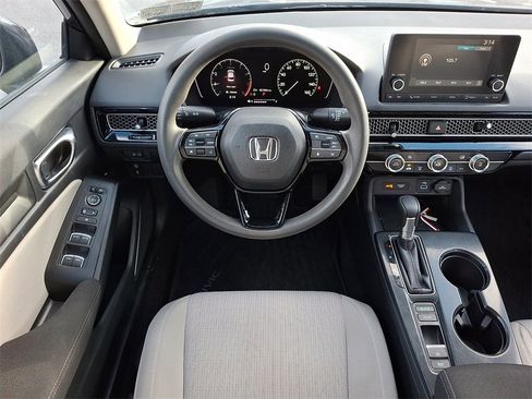 Used 2022 Honda Civic LX image 11