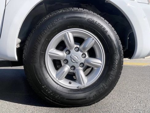 Used 2004 Nissan Frontier XE w/ (VTP) Value Truck Pkg image 17