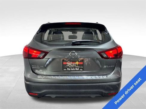 Used 2018 Nissan Rogue Sport SL w/ SL Premium Package image 6