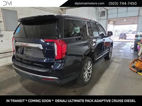 Used 2021 GMC Yukon Denali w/ Denali Ultimate Package AWD/4WD image 4