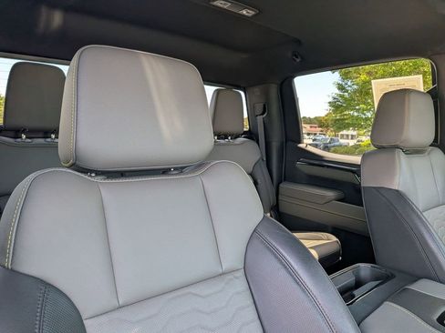 Used 2022 Chevrolet Silverado 1500 ZR2 AWD/4WD image 20