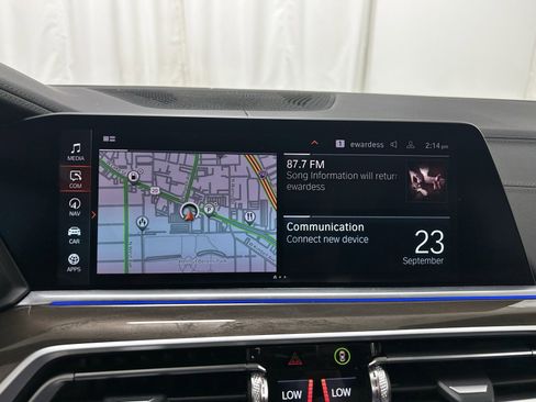 Used 2022 BMW X5 xDrive40i w/ Premium Package image 15