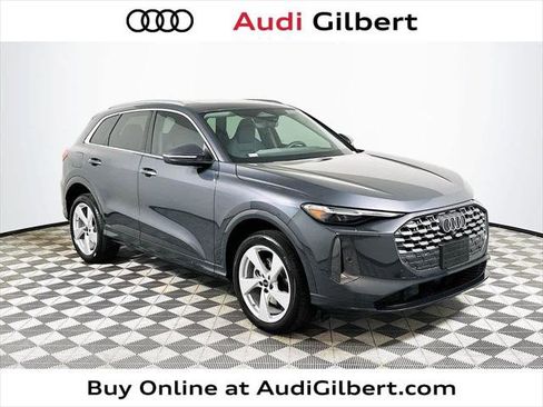 Certified 2025 Audi Q5 Premium Plus w/ Premium Plus AWD/4WD image 1