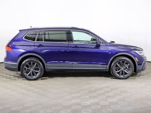 Used 2024 Volkswagen Tiguan SE image 19