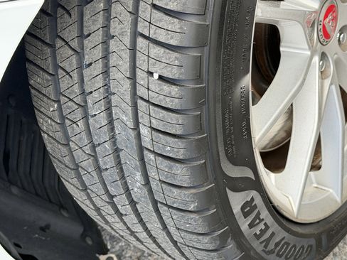 Used 2020 Jaguar F-TYPE Convertible image 14