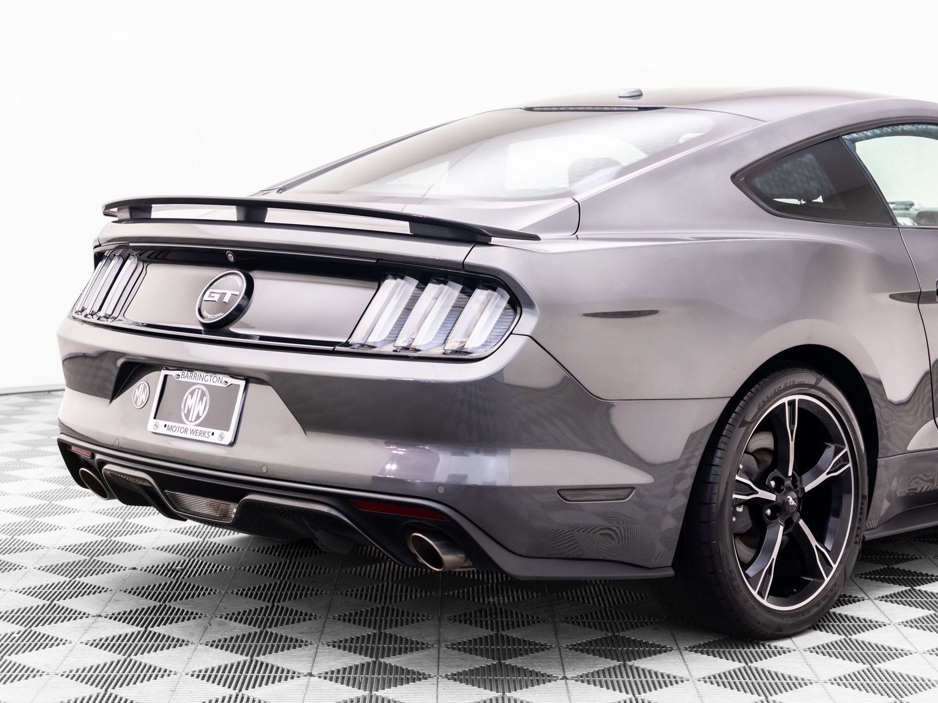 Used 2016 Ford Mustang GT Premium w/ Enhanced Security Package RWD image 34