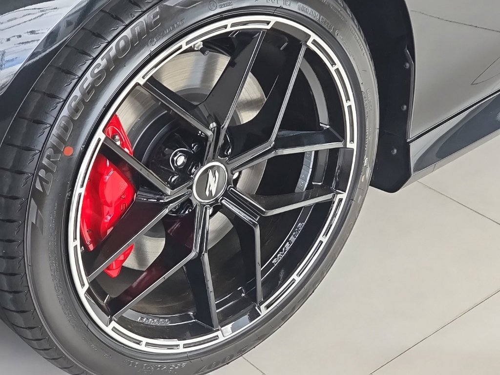 New 2027 Nissan Z Performance RWD image 4