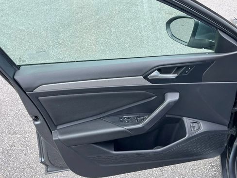 Used 2021 Volkswagen Jetta S w/ Driver Assistance Package FWD image 9