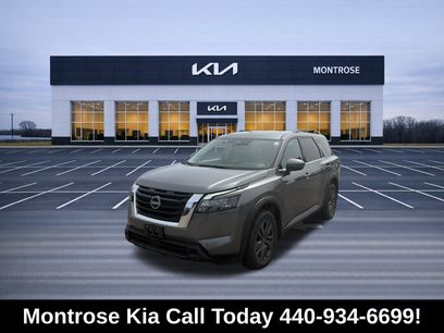 Used 2023 Nissan Pathfinder SV