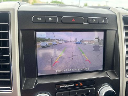 Used 2020 Ford F150 Lariat w/ Equipment Group 502A Luxury AWD/4WD image 22