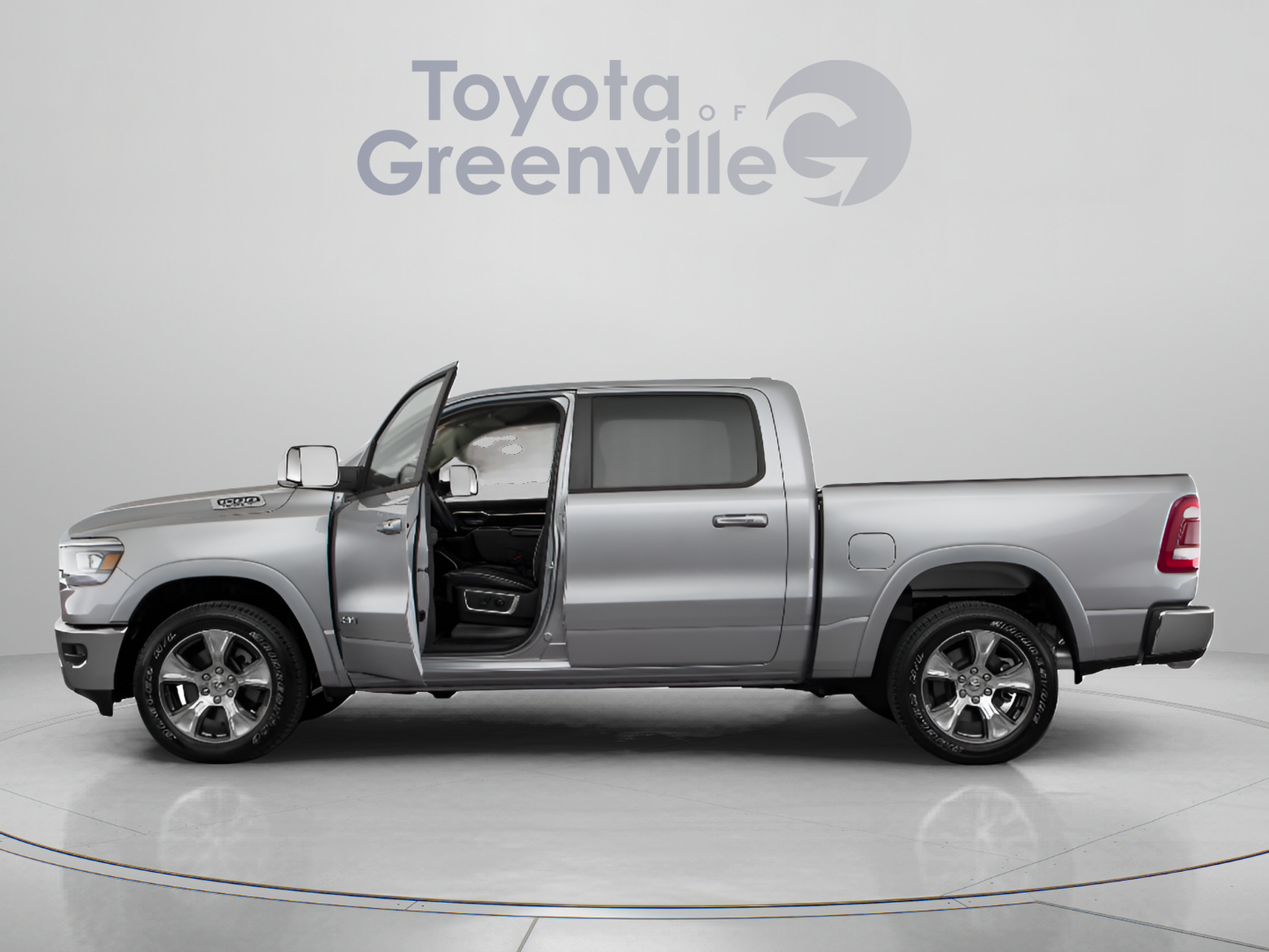 Used 2020 RAM 1500 Big Horn AWD/4WD image 2