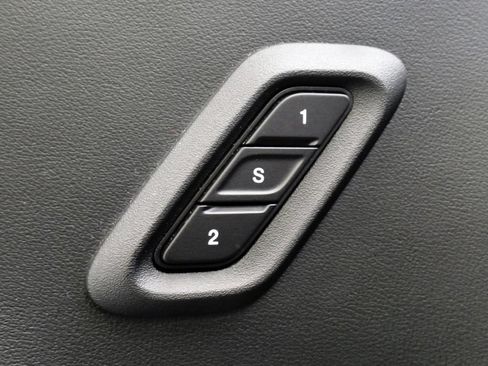 Used 2022 Dodge Challenger R/T Scat Pack RWD image 16