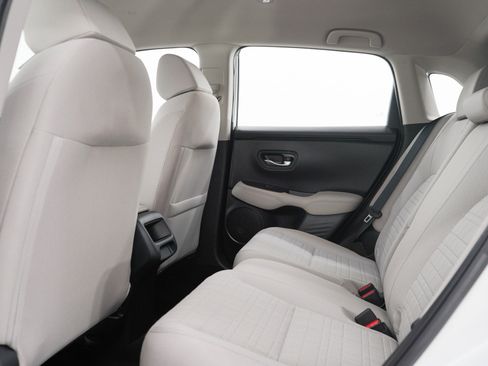 Used 2024 Honda HR-V LX image 18