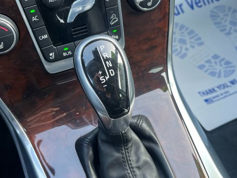 Used 2015 Volvo XC70 3.2 Premier Plus image 30