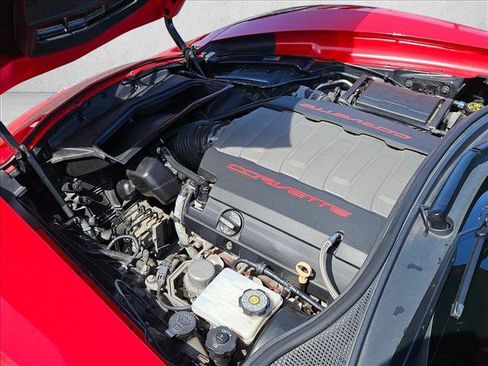 Used 2017 Chevrolet Corvette Stingray Coupe w/ Battery Protection Package RWD image 19