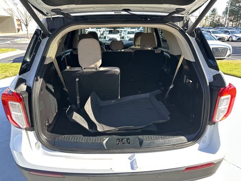 Used 2021 Ford Explorer 2WD image 32