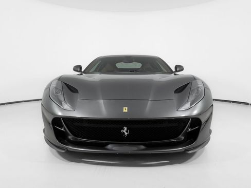 Used 2019 Ferrari 812 Superfast RWD image 13
