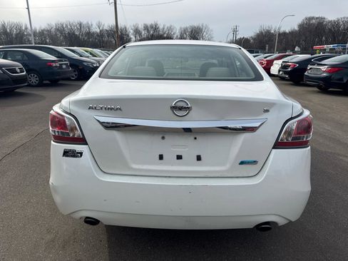 Used 2014 Nissan Altima 2.5 S image 6