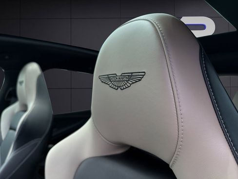 Used 2023 Aston Martin DBX 707 AWD/4WD image 21