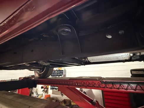 Used 1994 Chevrolet S10 Pickup 4WD 4-Door image 75