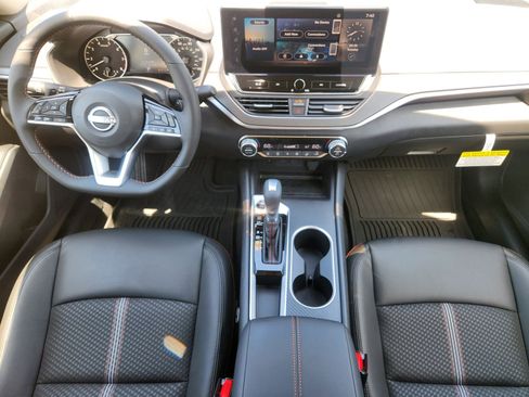 New 2026 Nissan Altima 2.5 SR FWD image 23