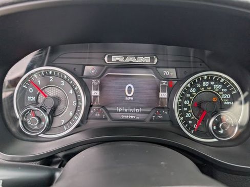 Used 2023 RAM 1500 Laramie AWD/4WD image 15