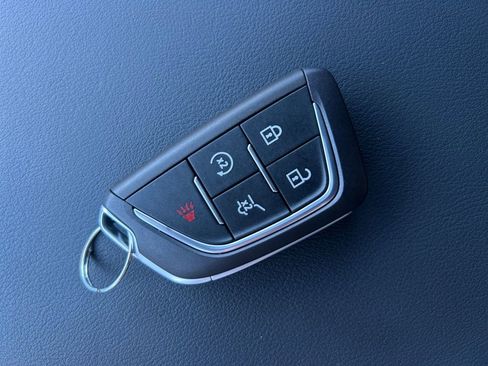 New 2026 Cadillac Lyriq Premium Sport image 33