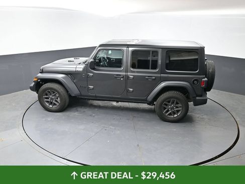 Used 2025 Jeep Wrangler Unlimited Sport AWD/4WD image 47