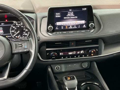 Used 2023 Nissan Rogue SV w/ SV Premium B Package image 13