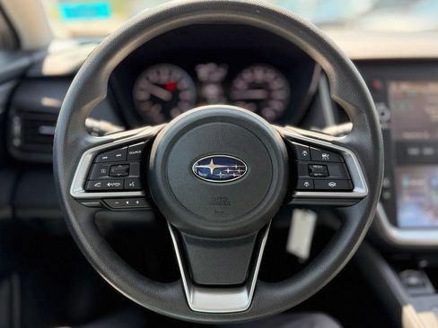Used 2025 Subaru Outback AWD/4WD image 7