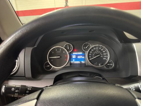 Used 2016 Toyota Tundra SR5 w/ TRD Off Road Package AWD/4WD image 10