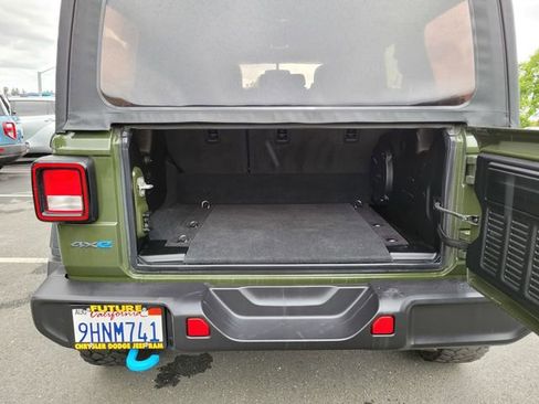 Used 2023 Jeep Wrangler Unlimited AWD/4WD image 18