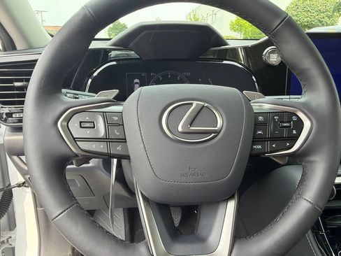 Certified 2026 Lexus NX 350 AWD w/ Accessory Package (2T) image 18