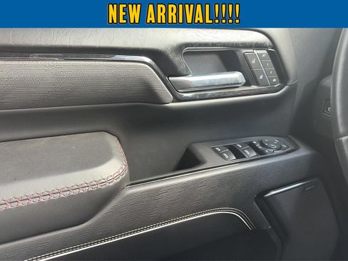 Used 2025 GMC Sierra 2500 AT4X AWD/4WD image 17