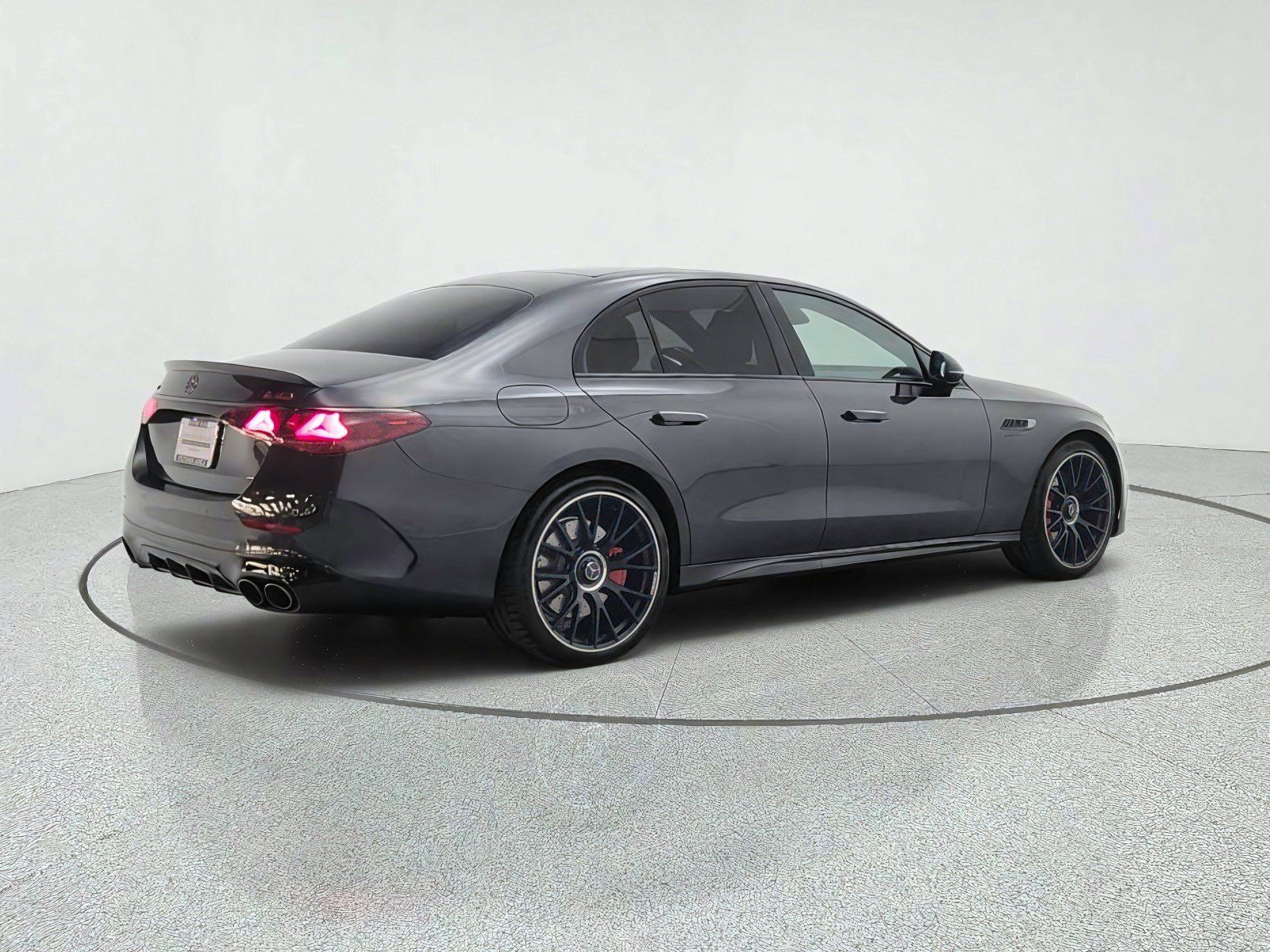 Used 2025 Mercedes-Benz E 53 AMG e 4MATIC Sedan image 5