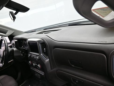 Used 2021 Chevrolet Silverado 1500 RST image 24