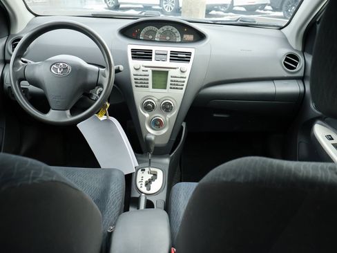 Used 2008 Toyota Yaris Sedan image 13