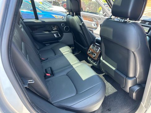 Used 2018 Land Rover Range Rover Supercharged AWD/4WD image 25