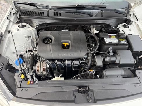Used 2020 Kia Forte LXS FWD image 30